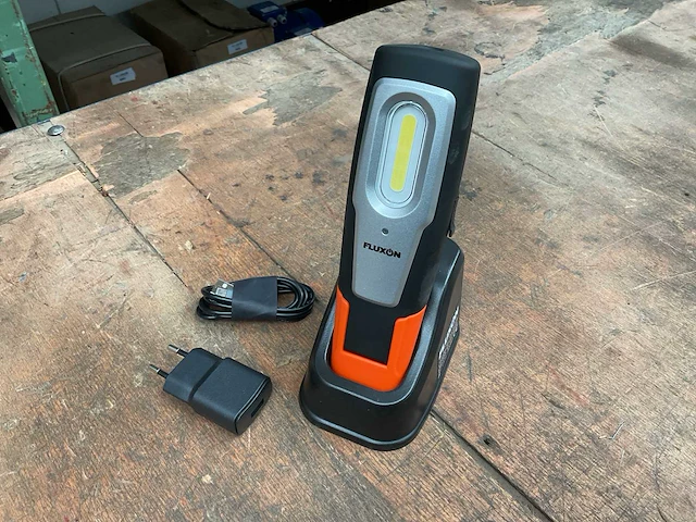 Fluxon wl04wb oplaadbare werklamp - afbeelding 2 van  5