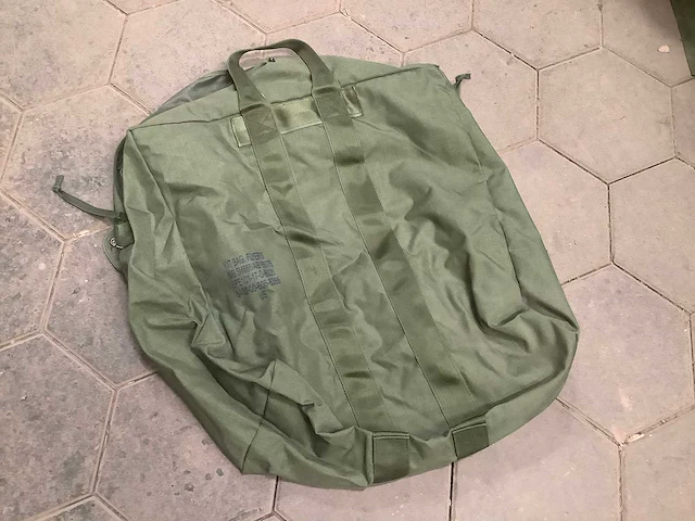 Flyer’s kit bag (10x) - afbeelding 1 van  2