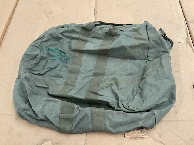 Flyer’s kit bag (200x) - afbeelding 1 van  4