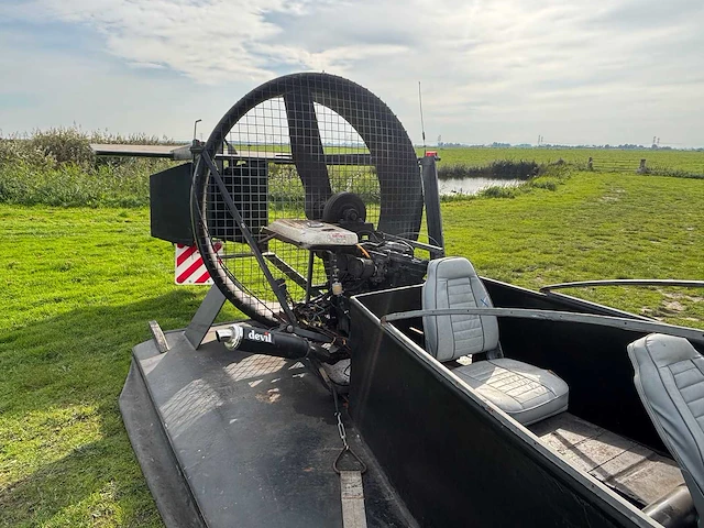Flying hovercraft - uh-18spw - hovercraft / rubber boat - afbeelding 14 van  18