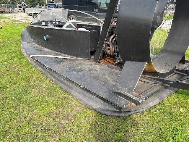 Flying hovercraft - uh-18spw - hovercraft / rubber boat - afbeelding 4 van  18