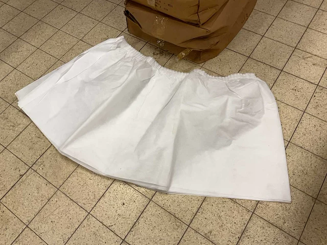 Fm skirting 2914 wegwerp tafelrokken (72x) - afbeelding 3 van  5