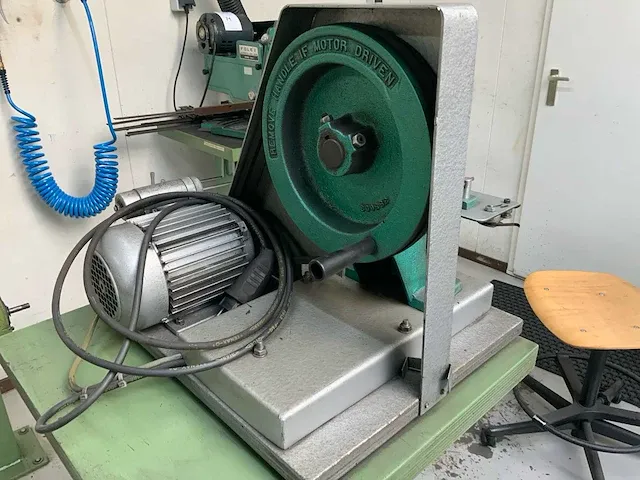Foley 385 handzaag vertandapparaat/ponsmachine - afbeelding 4 van  4
