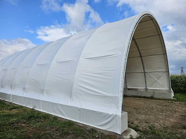 Folietunnel gegalvaniseerd (12 x 20 mtr) (240m2) - afbeelding 12 van  20