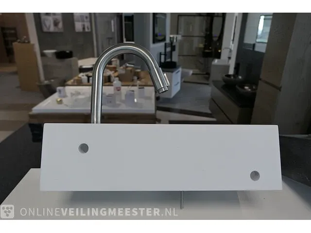 Fontein van marcke, hugo, mat wit - afbeelding 2 van  5