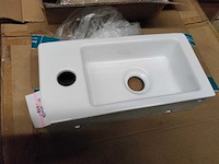 Fonteinbakje met houder. - afbeelding 2 van  4