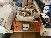 Fonteinkom met kraan (2x) - afbeelding 7 van  7