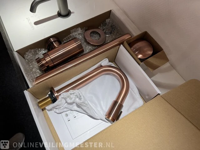 Fonteinset nobili, koper - afbeelding 5 van  5