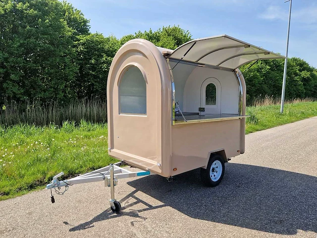 Foodtruck beige - 2025 - afbeelding 12 van  15