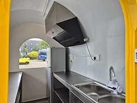 Foodtruck geel met afzuigkap - 2025 - afbeelding 6 van  15
