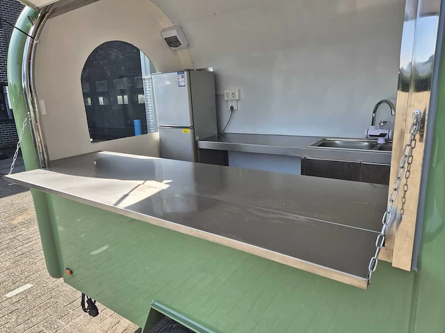 Foodtruck groen - 2025 - afbeelding 9 van  10