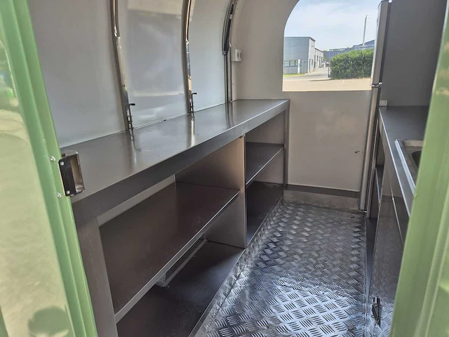 Foodtruck groen - 2025 - afbeelding 10 van  10