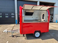 Foodtruck rood met afzuigkap + koelwerkbank - 2025 - afbeelding 12 van  14