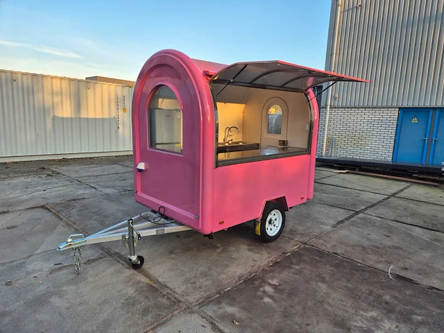 Foodtruck roze - 2025 - afbeelding 7 van  11