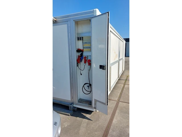 Foodunit / mobile keuken voorzien van kabelsysteem yntema carroseriebouw, ws0 - afbeelding 8 van  58