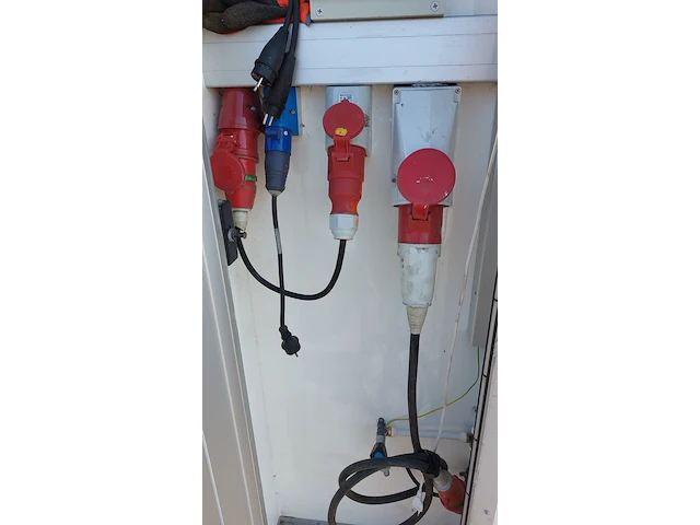 Foodunit / mobile keuken voorzien van kabelsysteem yntema carroseriebouw, ws0 - afbeelding 10 van  58