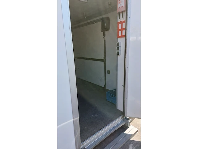 Foodunit / mobile keuken voorzien van kabelsysteem yntema carroseriebouw, ws0 - afbeelding 14 van  58