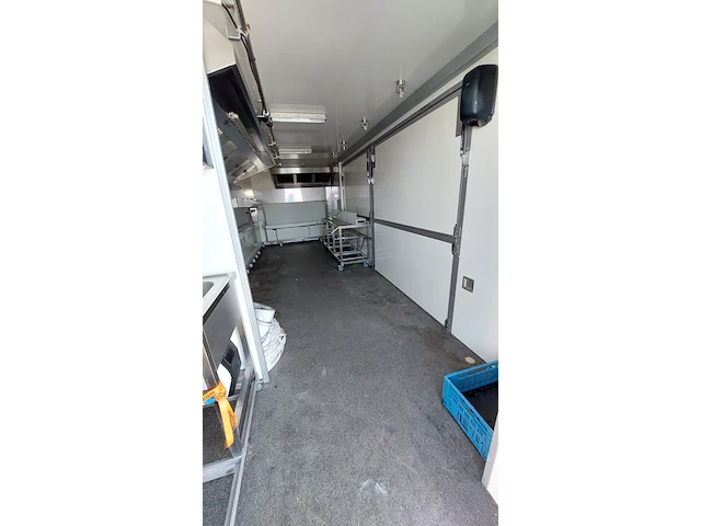 Foodunit / mobile keuken voorzien van kabelsysteem yntema carroseriebouw, ws0 - afbeelding 17 van  58