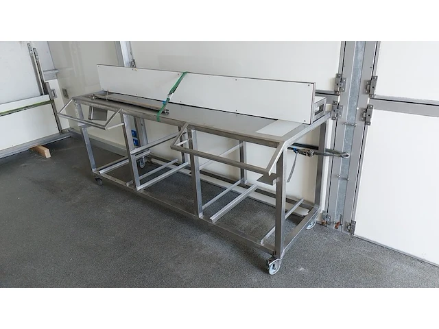 Foodunit / mobile keuken voorzien van kabelsysteem yntema carroseriebouw, ws0 - afbeelding 33 van  58
