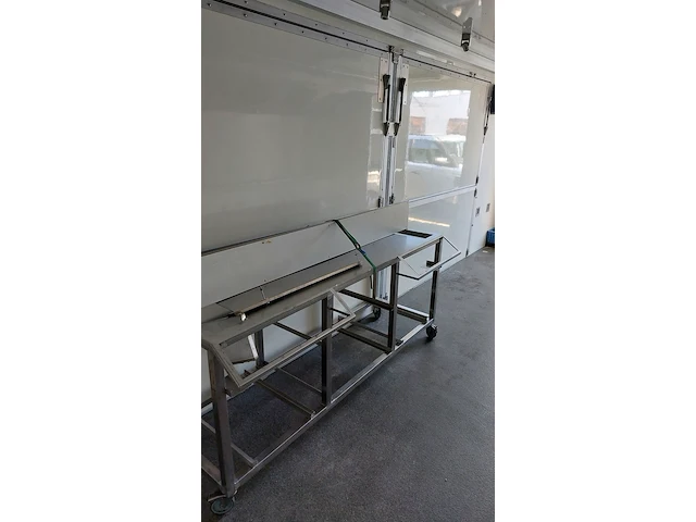 Foodunit / mobile keuken voorzien van kabelsysteem yntema carroseriebouw, ws0 - afbeelding 48 van  58