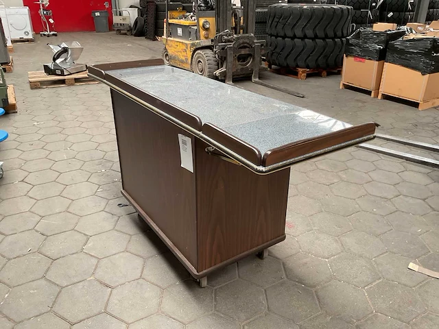 Forbes verrijdbare dressoir - afbeelding 2 van  5