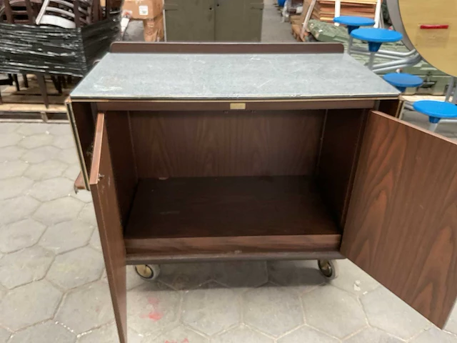 Forbes verrijdbare dressoir - afbeelding 5 van  5