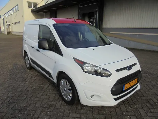 Ford - 1.5 tdci l1 trend - v-727-dp - afbeelding 7 van  14