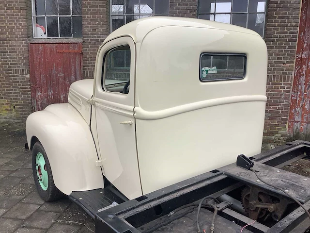 Ford - 1947 - hauler/oprijwagen - bedrijfswagen - afbeelding 30 van  32
