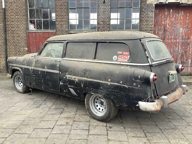 Ford - 1954 - ranch wagon - personenauto - afbeelding 17 van  22