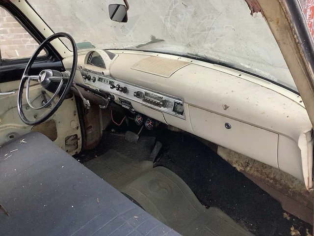 Ford - 1954 - ranch wagon - personenauto - afbeelding 19 van  22