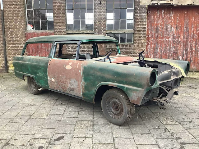 Ford - 1955 - range wagon - personenauto - afbeelding 12 van  20