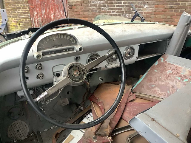 Ford - 1955 - range wagon - personenauto - afbeelding 18 van  20