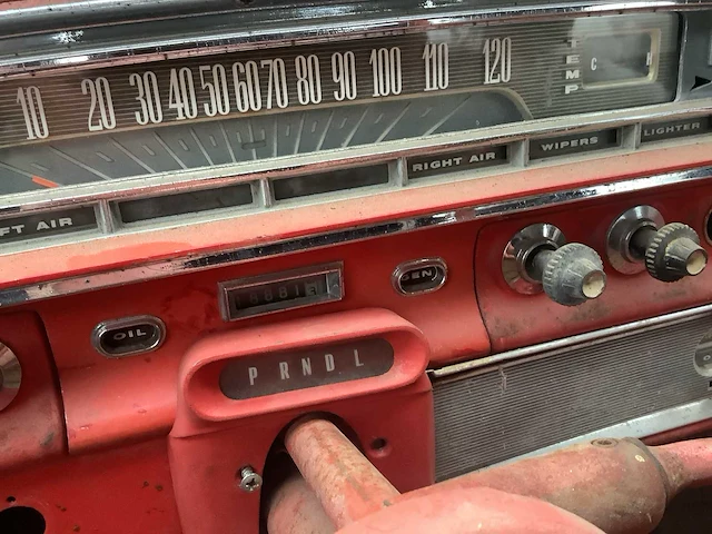 Ford - 1960 - cabriolet - personenauto - afbeelding 17 van  27