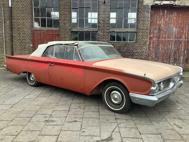 Ford - 1960 - cabriolet - personenauto - afbeelding 12 van  27