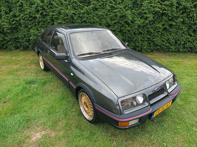Ford - 1983 - sierra - 2.8 v6 xr4 inj. - personenauto - oldtimer - afbeelding 5 van  36