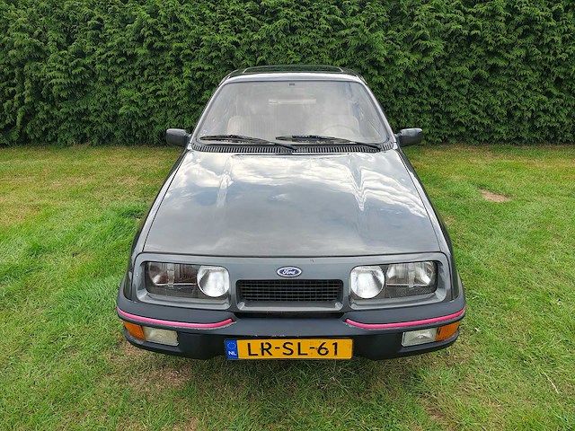 Ford - 1983 - sierra - 2.8 v6 xr4 inj. - personenauto - oldtimer - afbeelding 7 van  36
