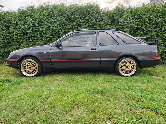Ford - 1983 - sierra - 2.8 v6 xr4 inj. - personenauto - oldtimer - afbeelding 31 van  36