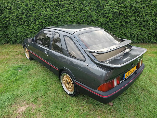 Ford - 1983 - sierra - 2.8 v6 xr4 inj. - personenauto - oldtimer - afbeelding 34 van  36