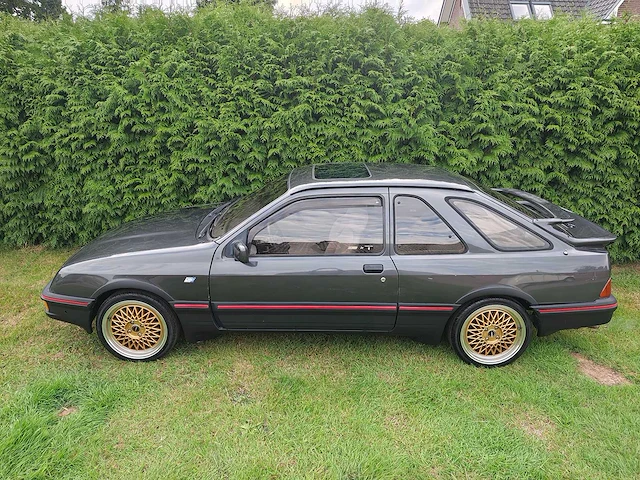 Ford - 1983 - sierra - 2.8 v6 xr4 inj. - personenauto - oldtimer - afbeelding 23 van  36