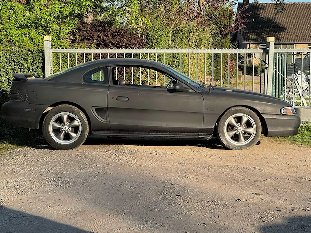 Ford - 1995500 - mustang - gt - personenauto - afbeelding 6 van  12