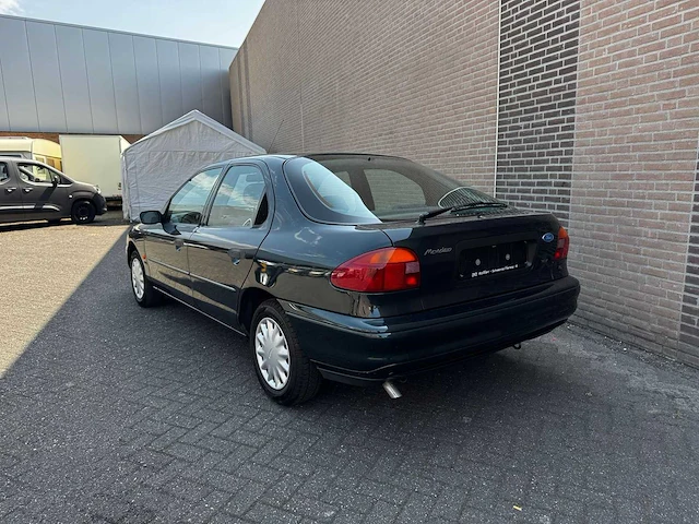 Ford - 1997 - mondeo - duits - afbeelding 6 van  10