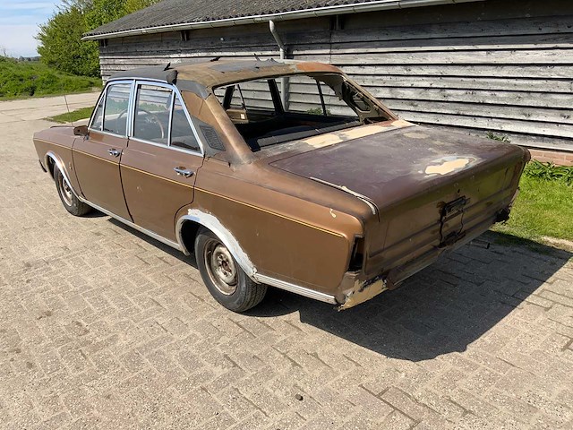 Ford - 20 m.xl - taunus v6 - oldtimer - 1972 - afbeelding 22 van  28
