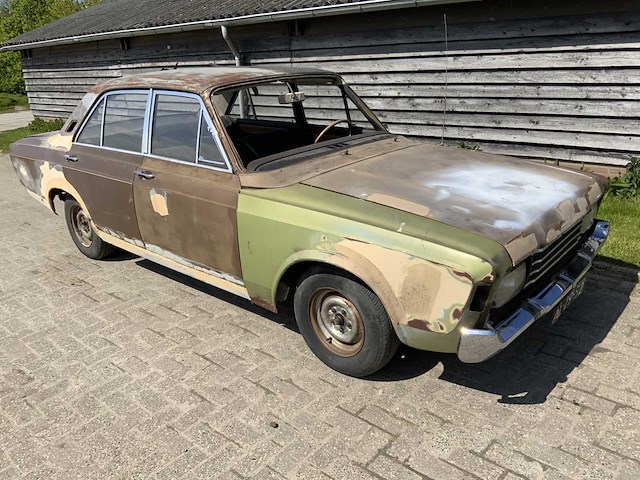 Ford - 20 m.xl - taunus v6 - oldtimer - 1972 - afbeelding 23 van  28
