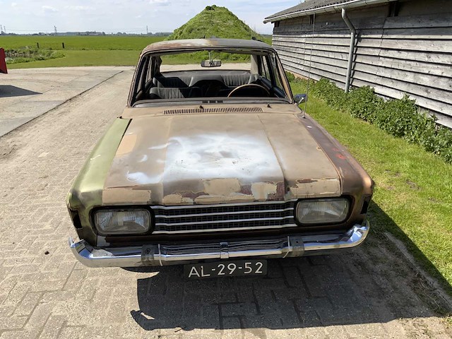 Ford - 20 m.xl - taunus v6 - oldtimer - 1972 - afbeelding 26 van  28