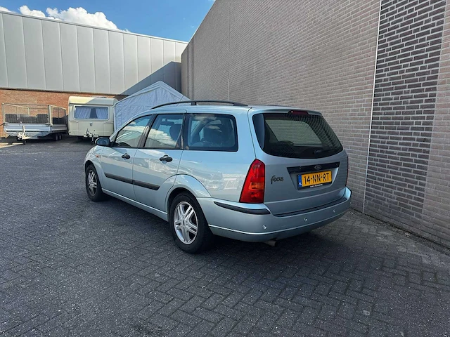Ford - 2004 - focus wagon - 1.6-16v trend automaat - personenauto - afbeelding 6 van  11