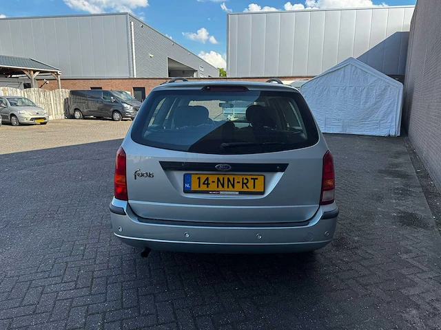 Ford - 2004 - focus wagon - 1.6-16v trend automaat - personenauto - afbeelding 7 van  11