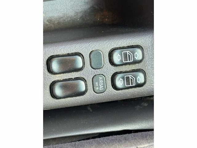 Ford - 2005 - focus - 1.6-16v futura - 22-rd-nh - afbeelding 3 van  14