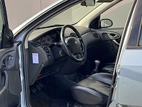 Ford - 2005 - focus - 1.6-16v futura - 22-rd-nh - afbeelding 12 van  14