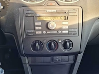 Ford - 2006 - focus wagon - 1.6-16v champion - 57-sj-jv - afbeelding 3 van  12