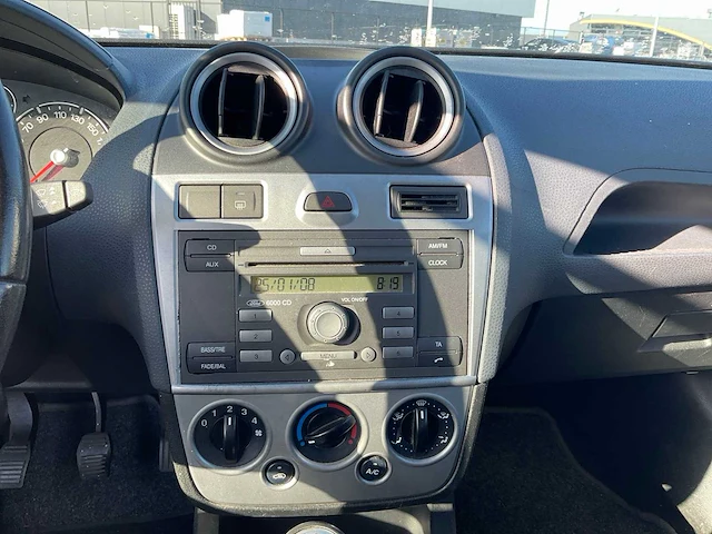 Ford - 2007 - fiesta - personenauto - afbeelding 17 van  25